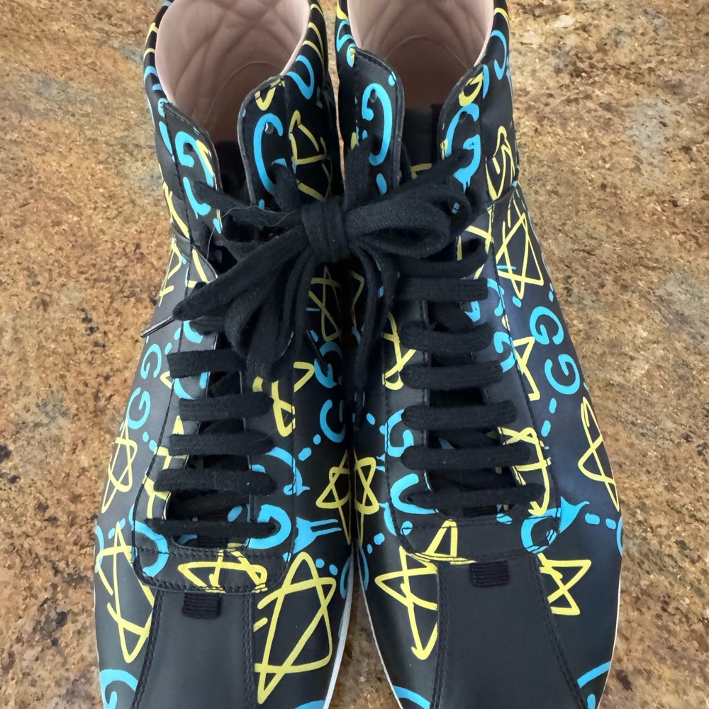 Gucci Ghost Black Sneakers with Yellow and Blue Accents